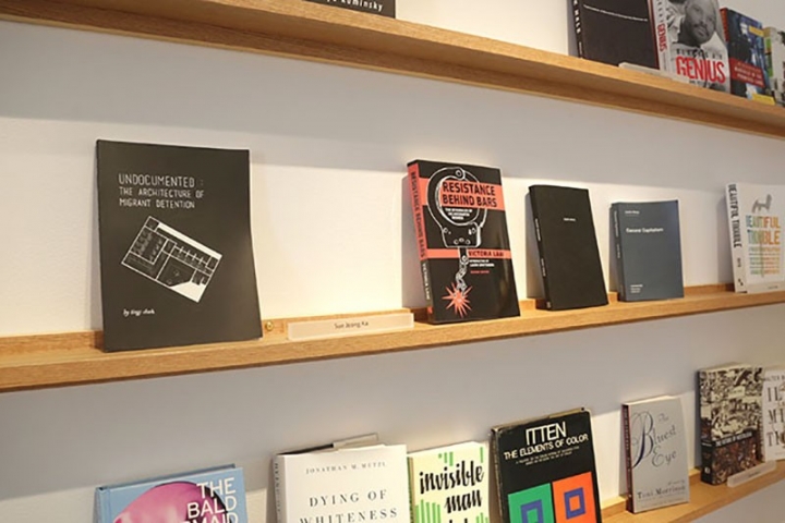 https://www.suejeongka.com/files/gimgs/th-7_51_web_lowre_Book Repair Lab_TNS_JML004.jpg